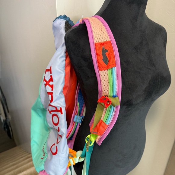 Cotopaxi Luzon 18L Daypack Del Día Colorful Hiking Drawstring Closure Stuff It - Picture 3 of 6